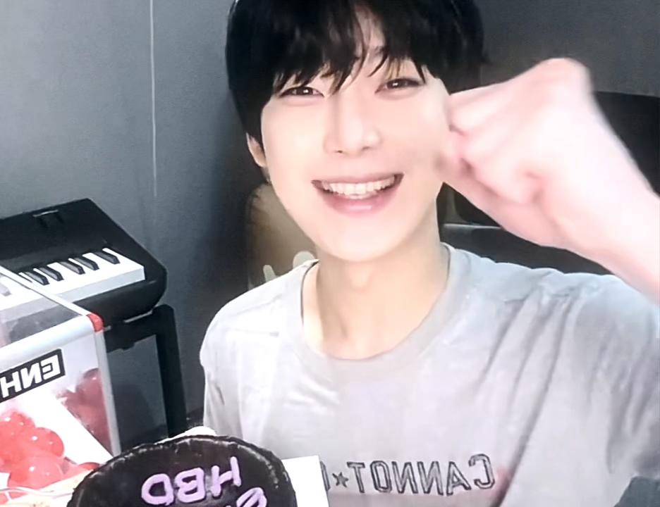 @nini