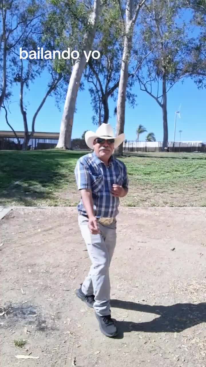 @Delfino