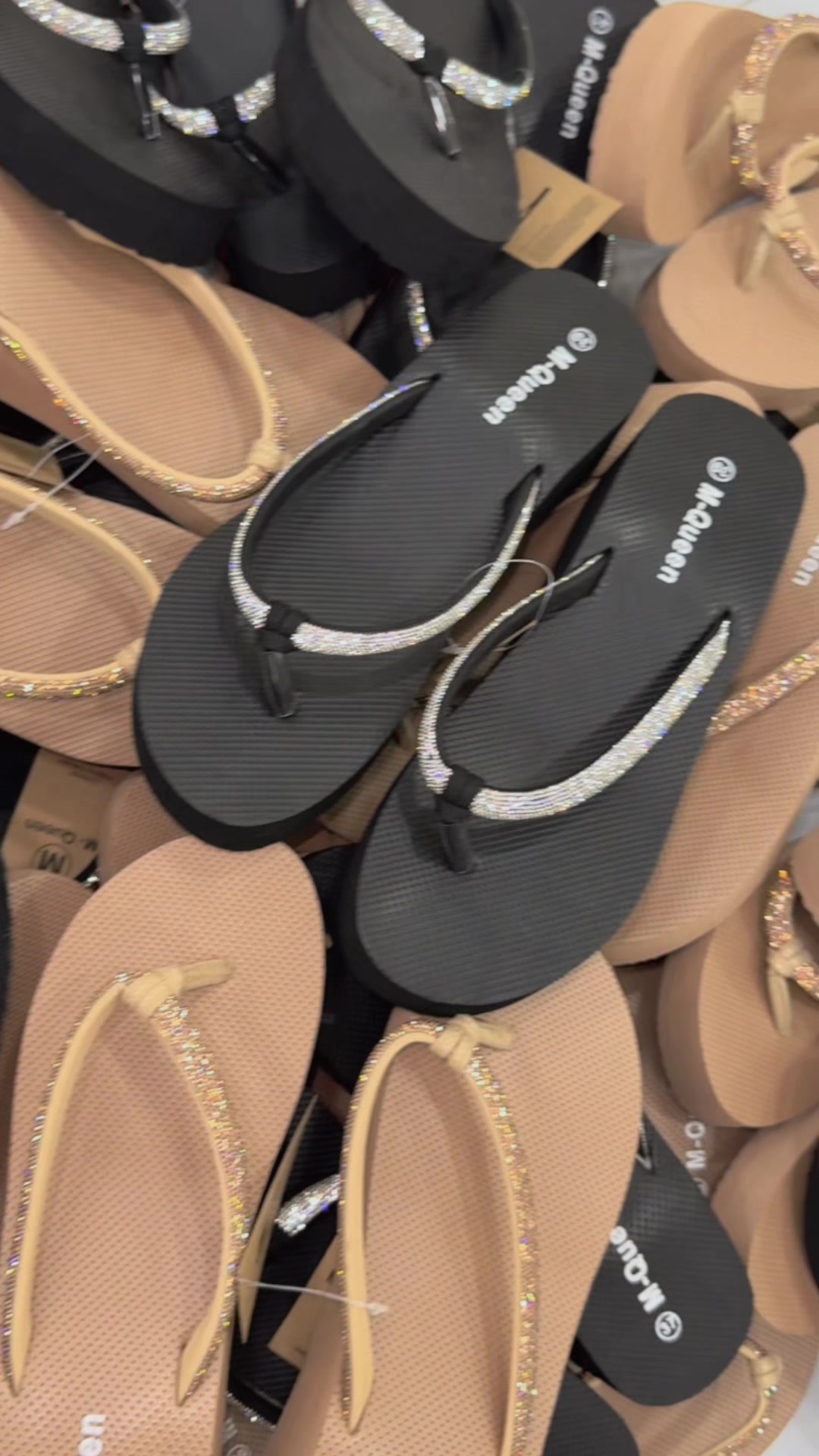 @Cherry Shoe Store