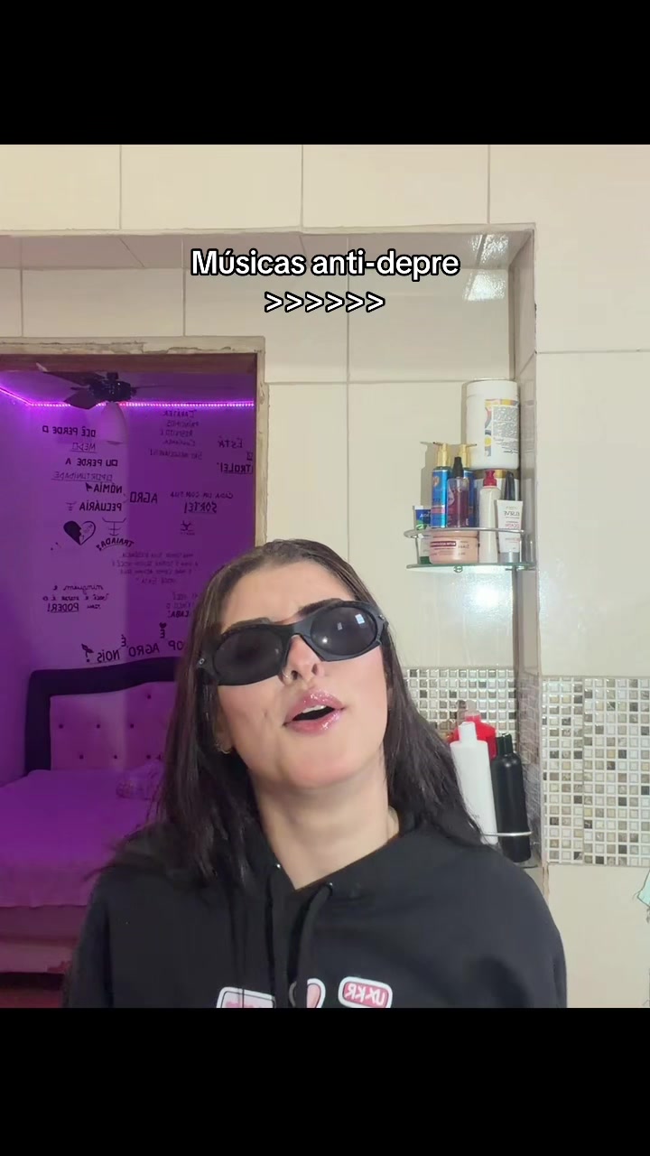 @Eu_Mell🐝🍯