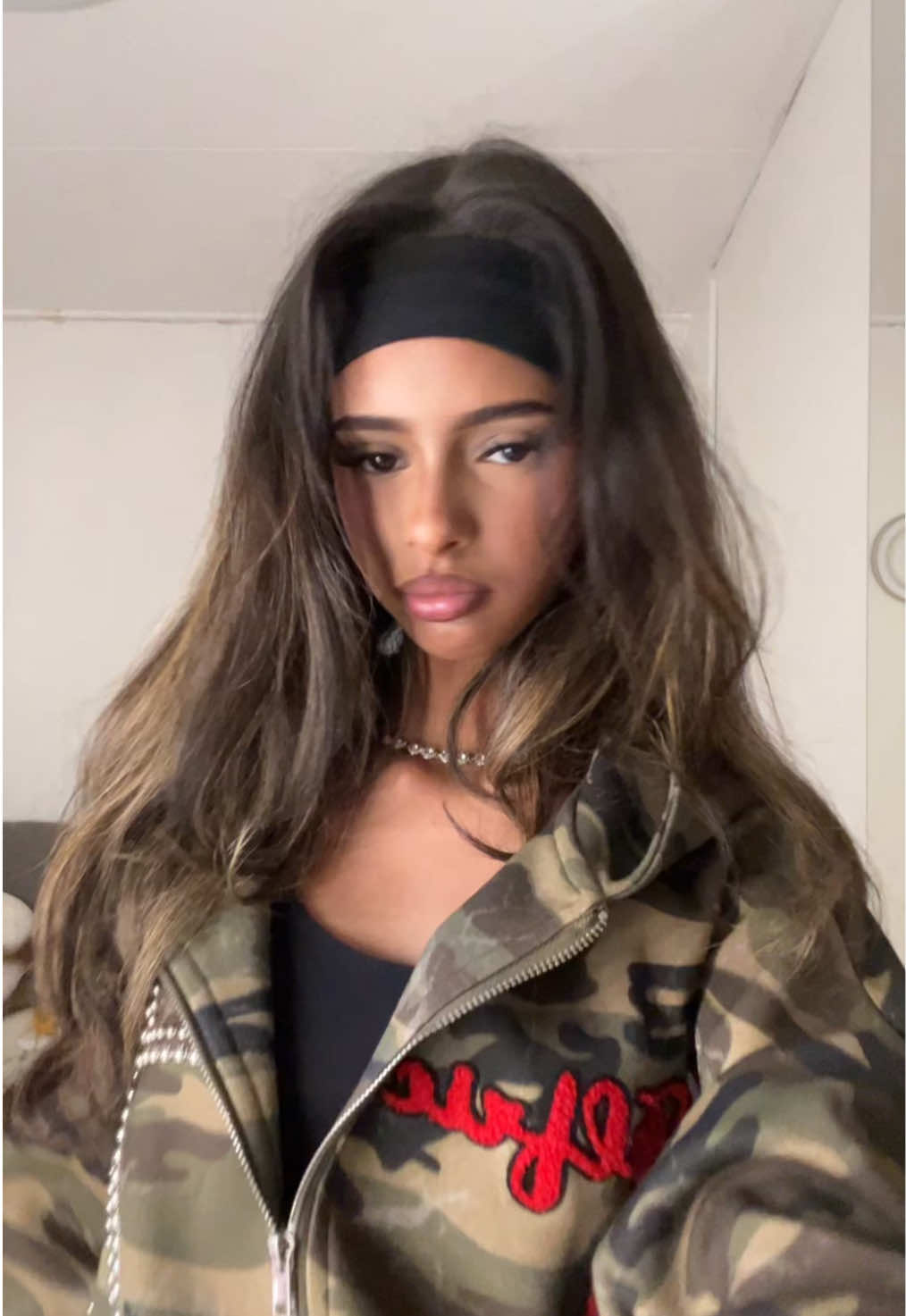 @sarahzfl