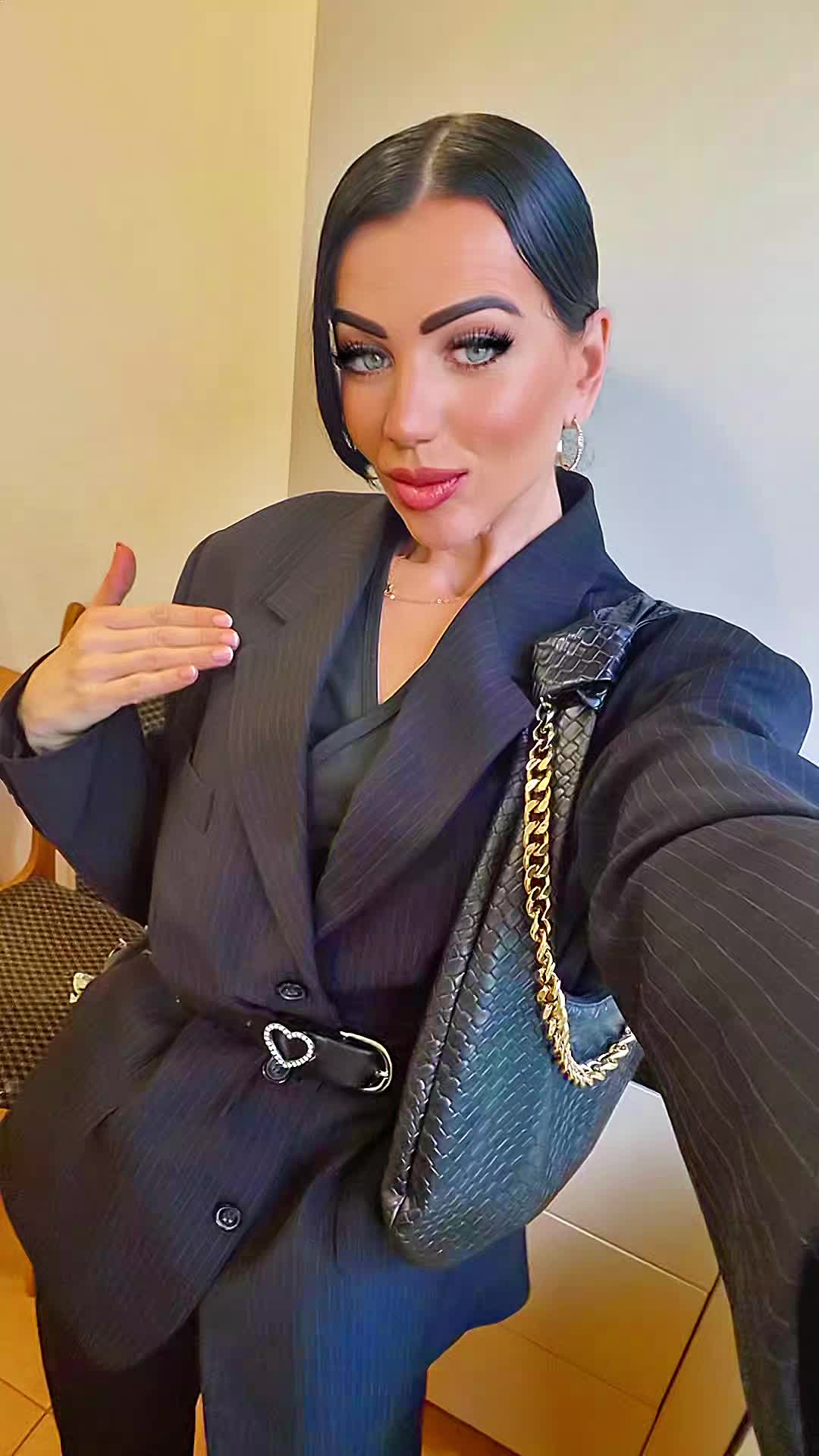 @Laura