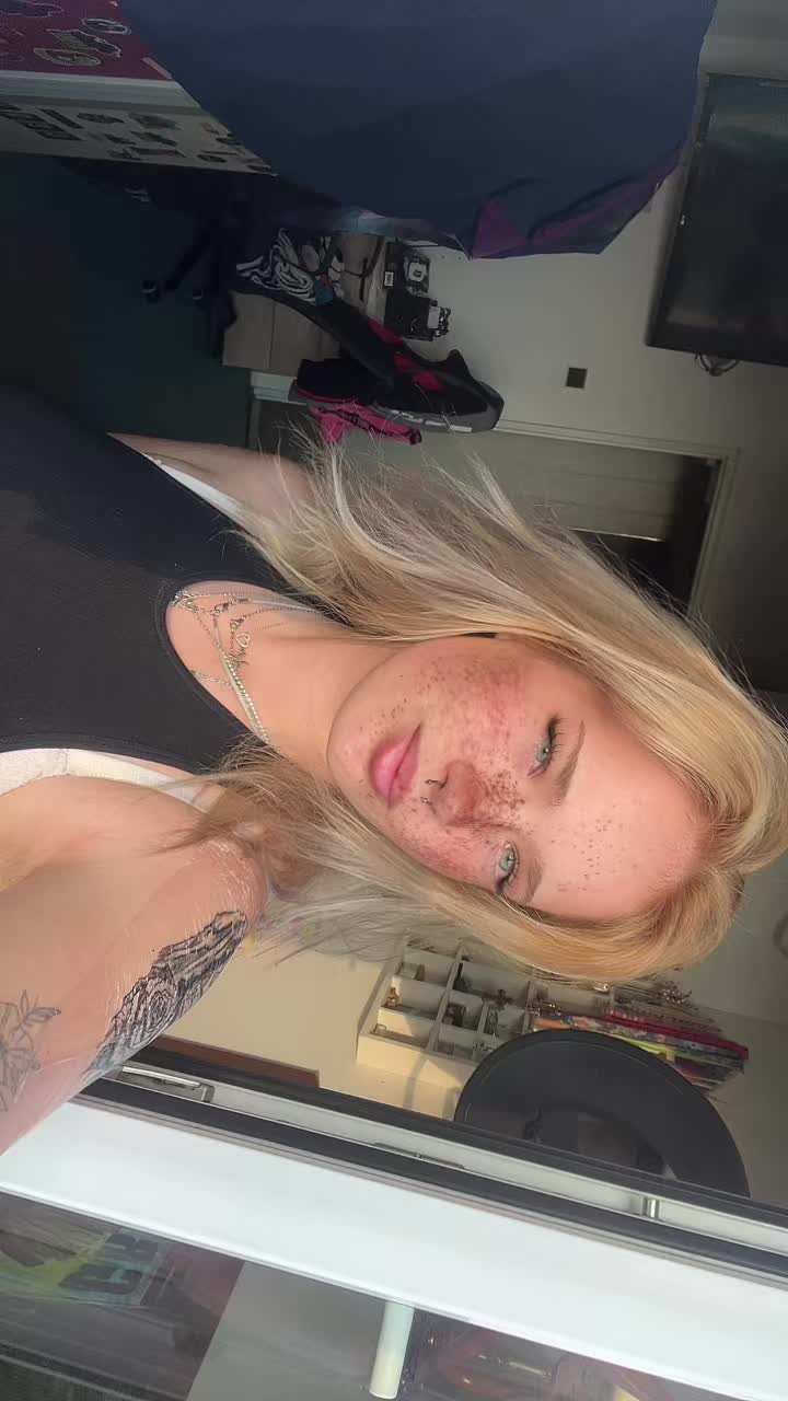 @Prostě normal holka