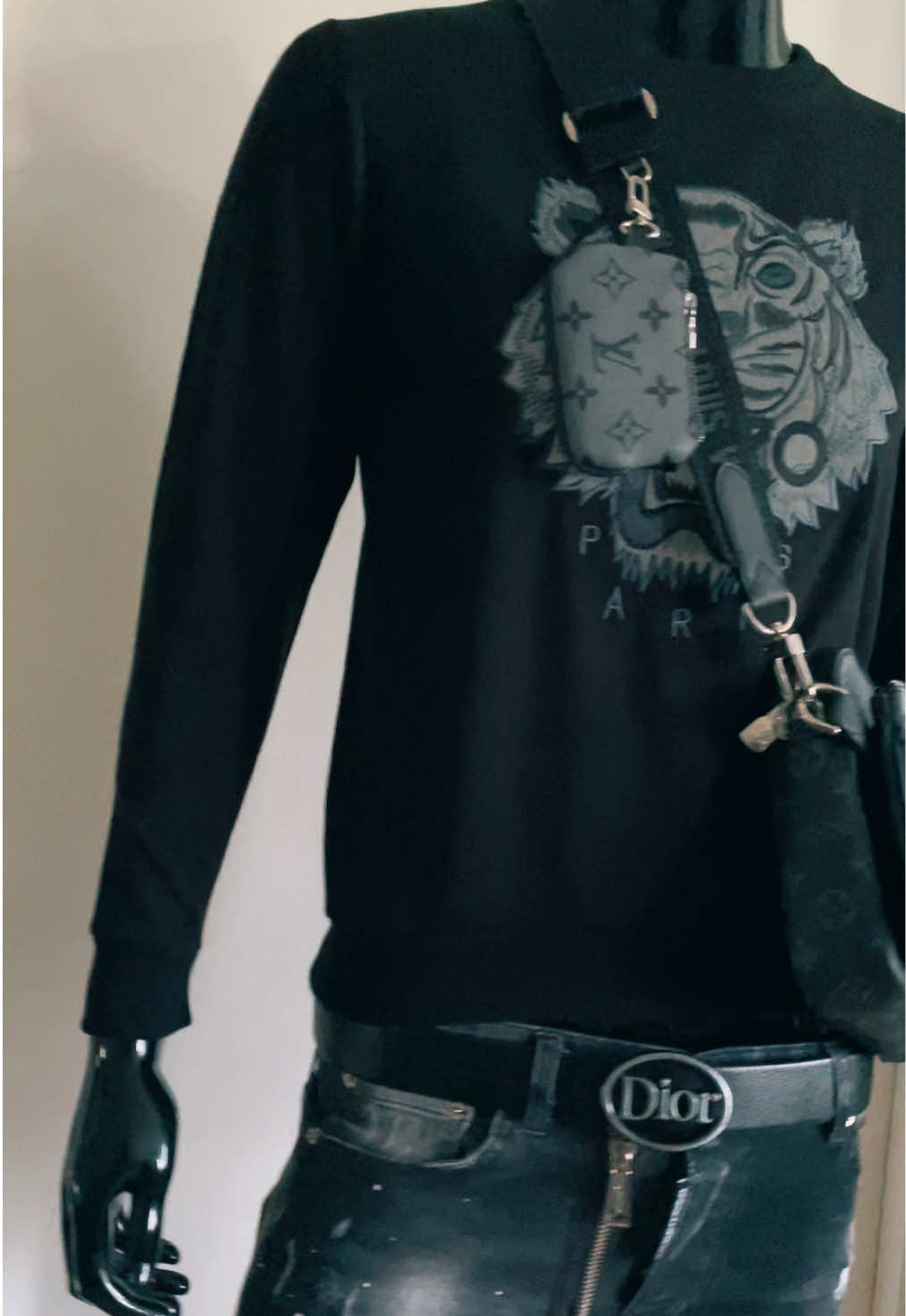 @Designerclothessverige
