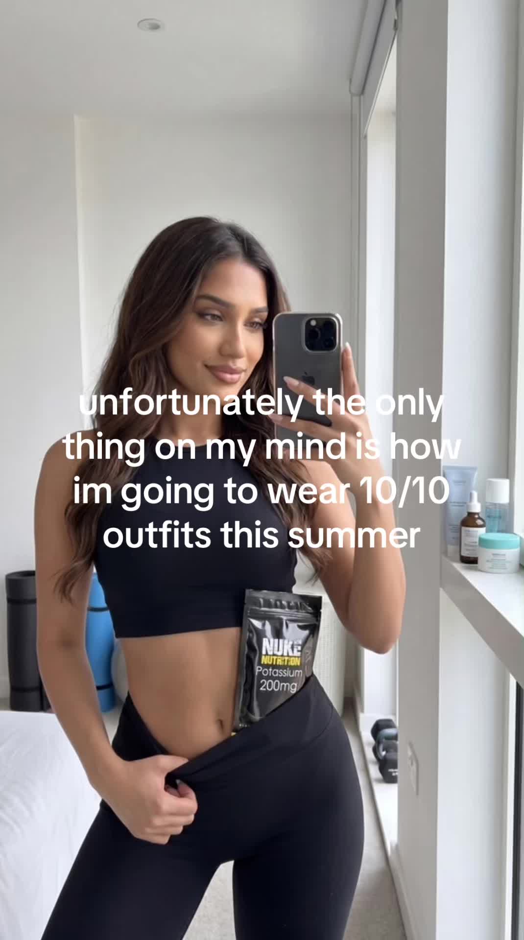 @Aneeka🦦