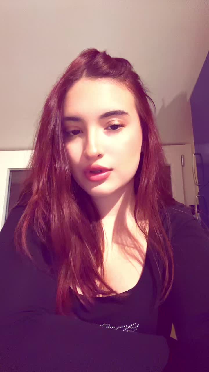 @clari💋💋