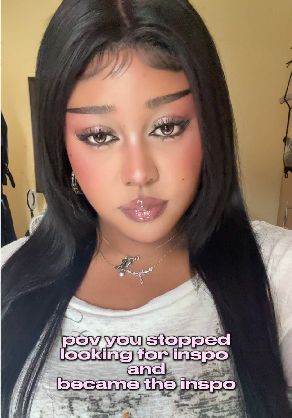 @valiinette