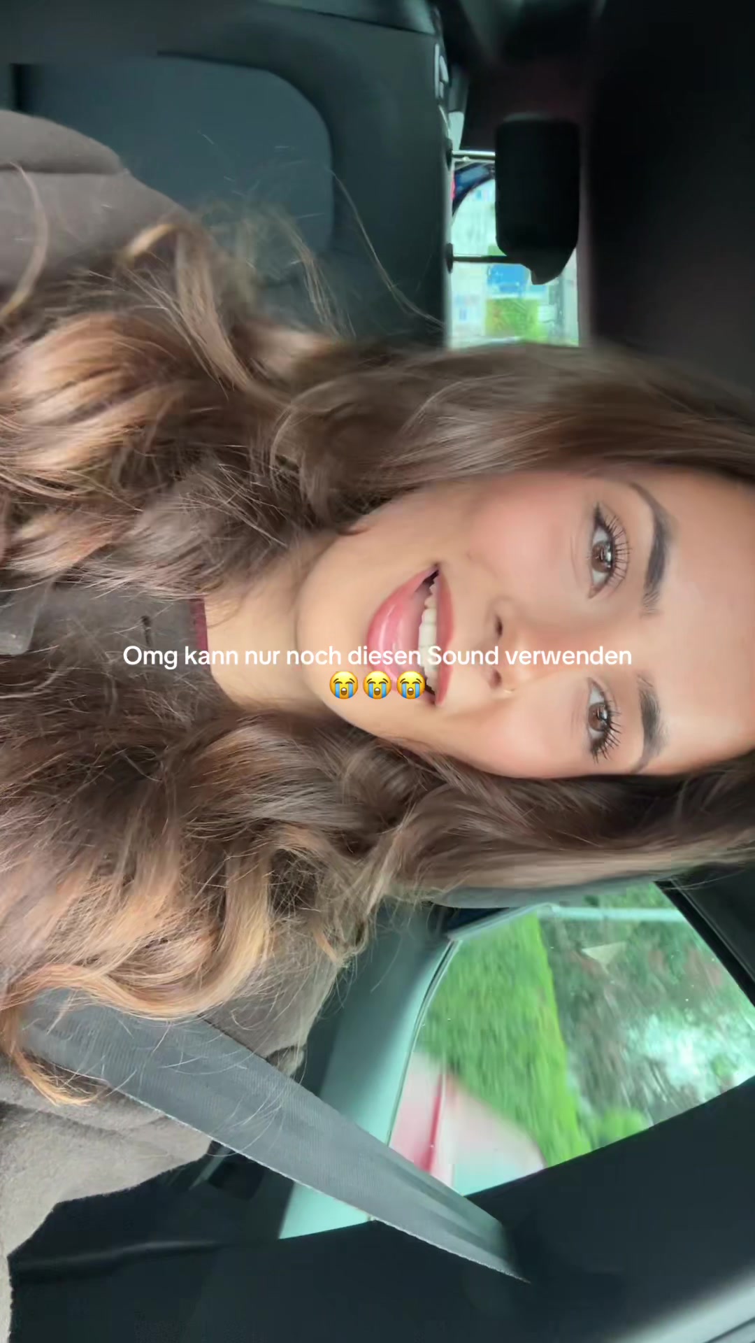@larissa