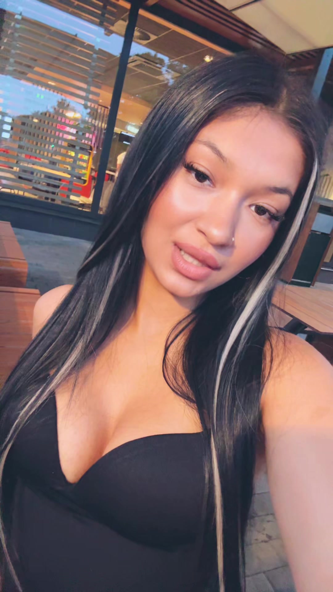 @__Lauriiss__