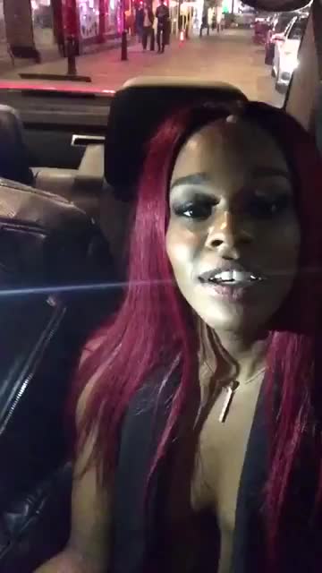 @Signature of Azealia Banks