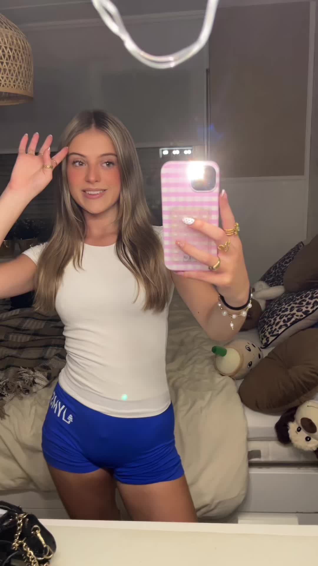 @𝐓𝐞𝐬𝐬𝐚
