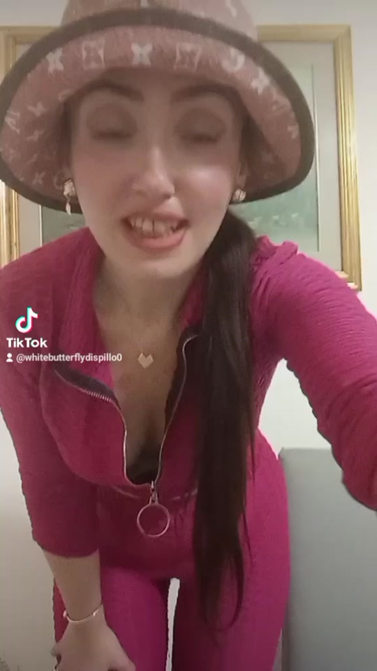 @ᴡʜɪᴛᴇ🤍ʙᴜᴛᴛᴇʀꜰʟʏ🦋ᴅɪꜱᴘɪʟʟᴏ🧷👠
