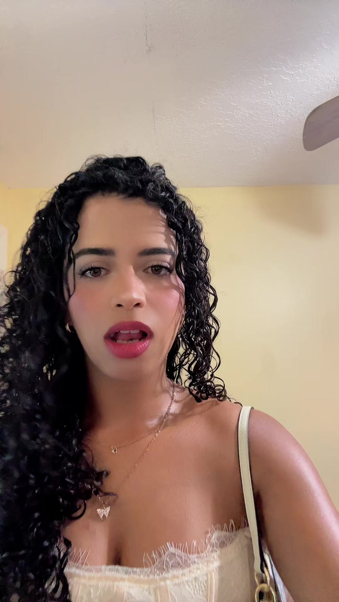 @Tatazinha