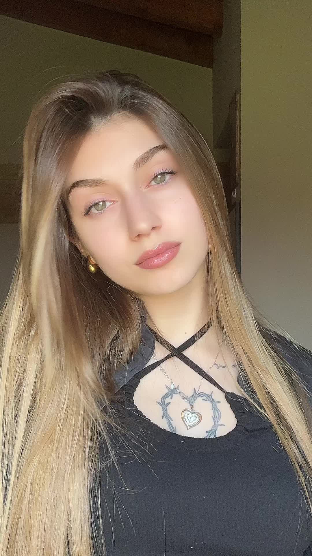@Erica👩🏻🦰