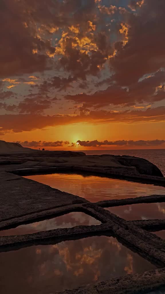 @VisitGozo