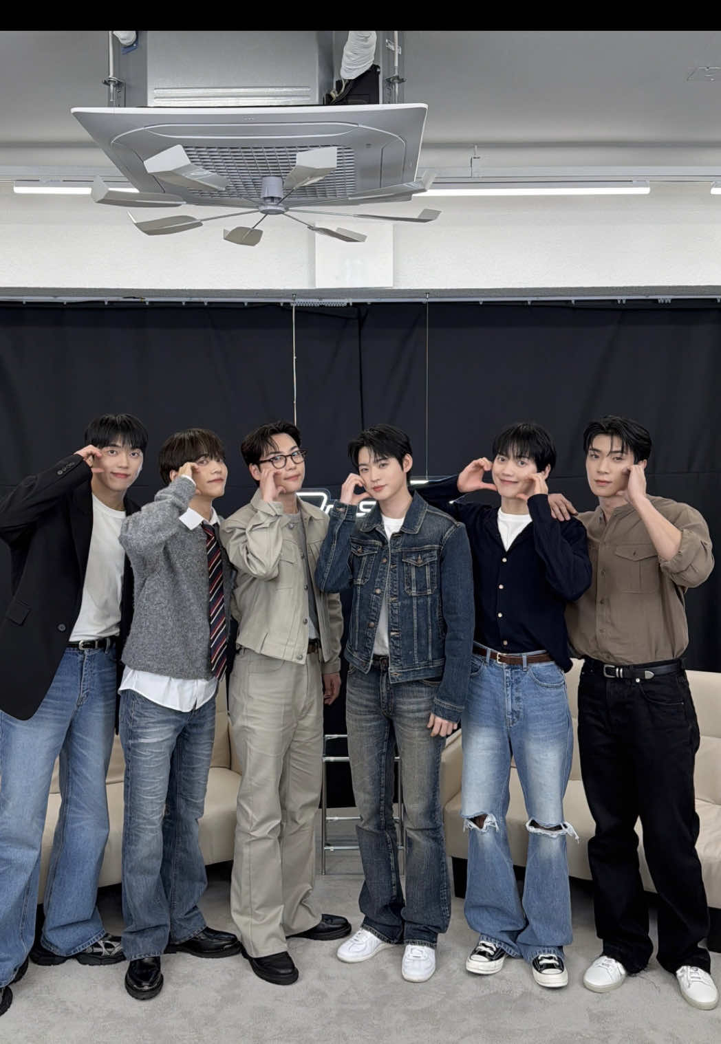 @ㅇ ㅏ ㅇ ㅑ ㅁ ㅣ 💙🐿
