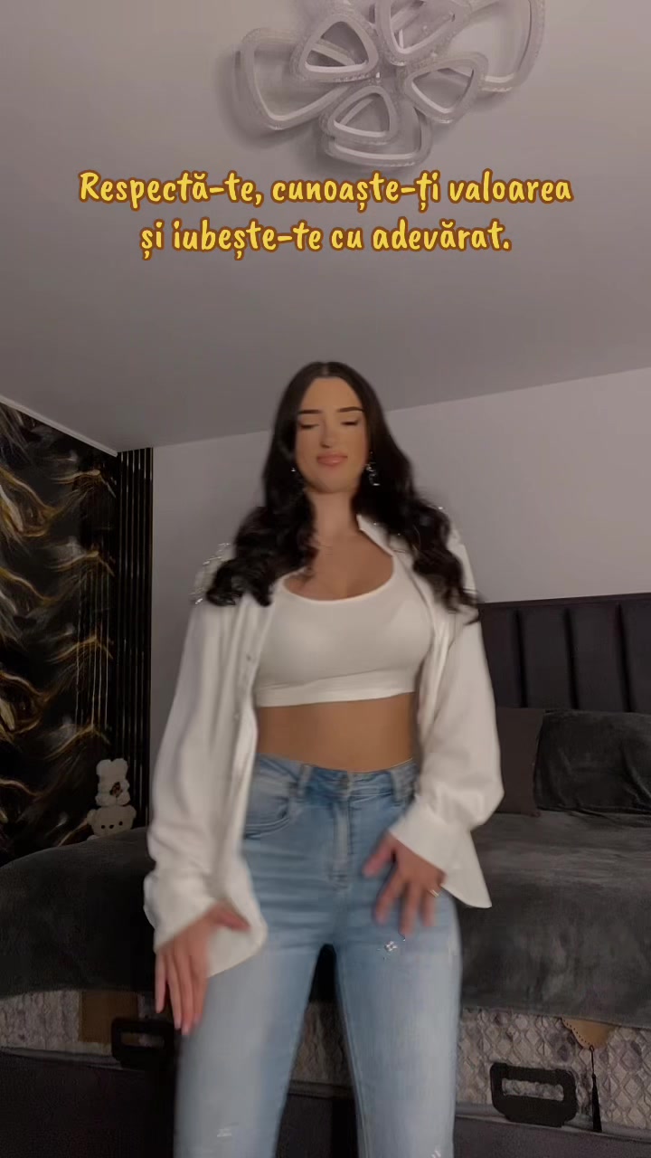 @Cătălina💖