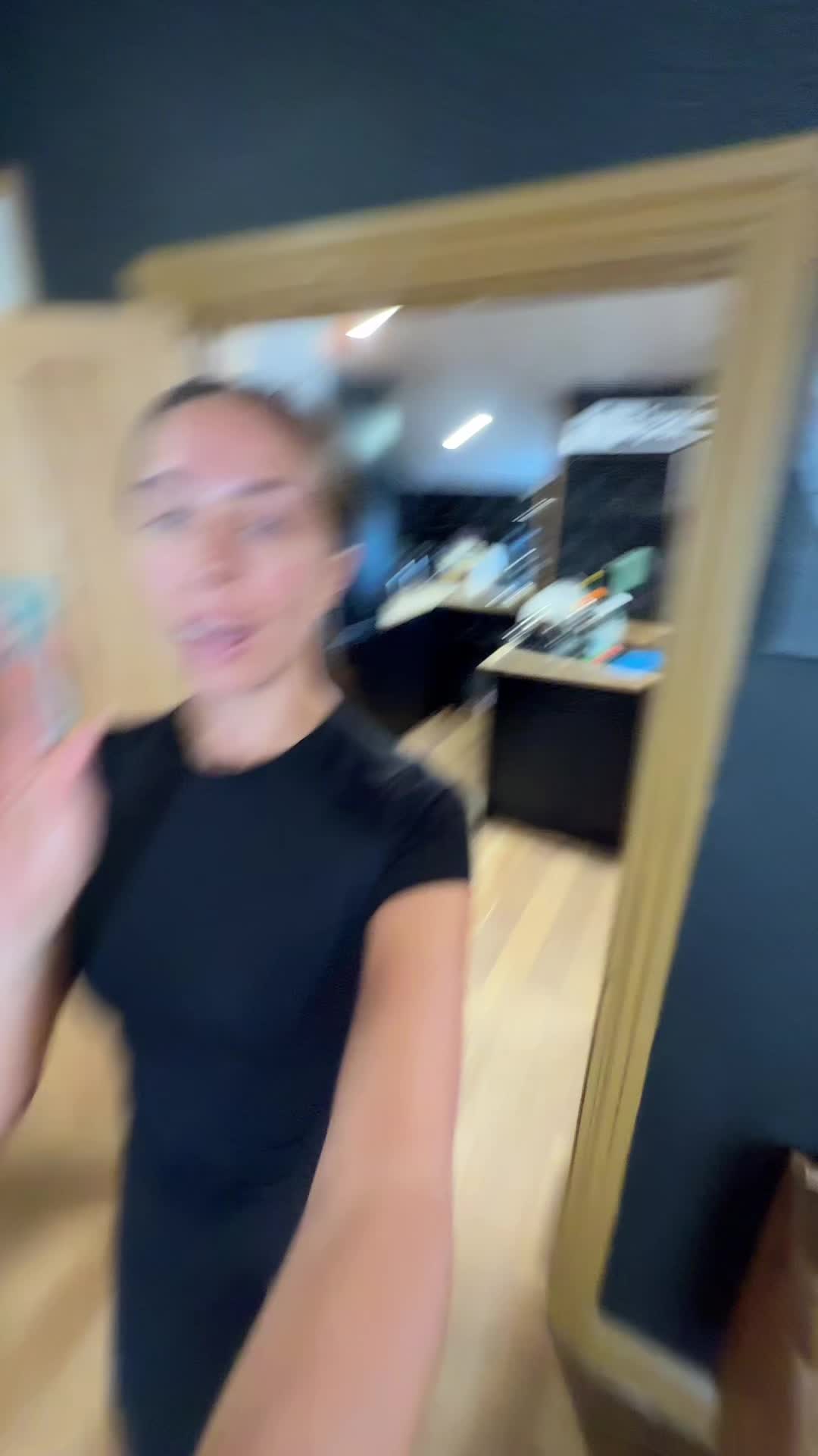 @yazhadfield