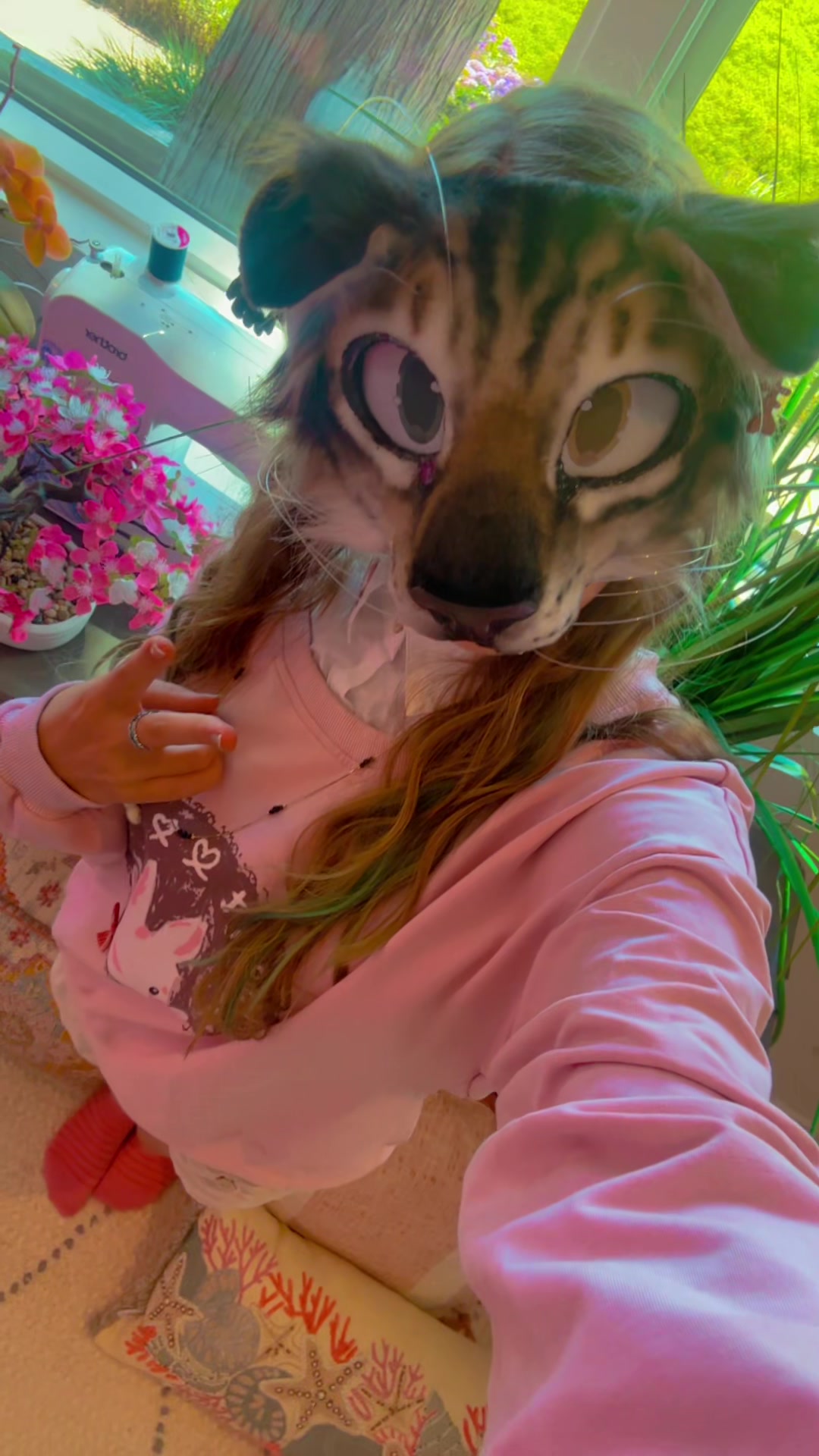 @H0ney_.