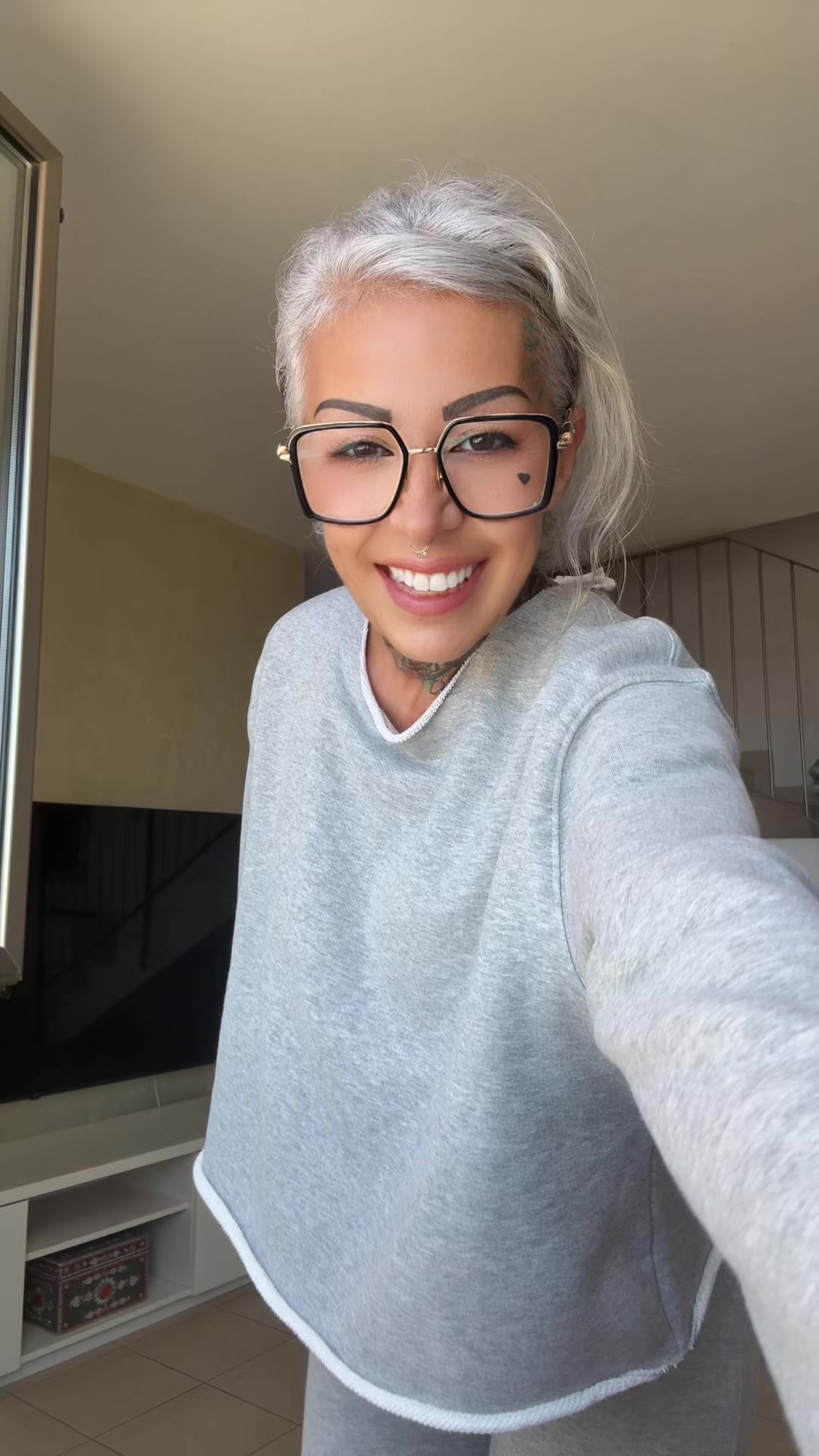 @Manustar🦄
