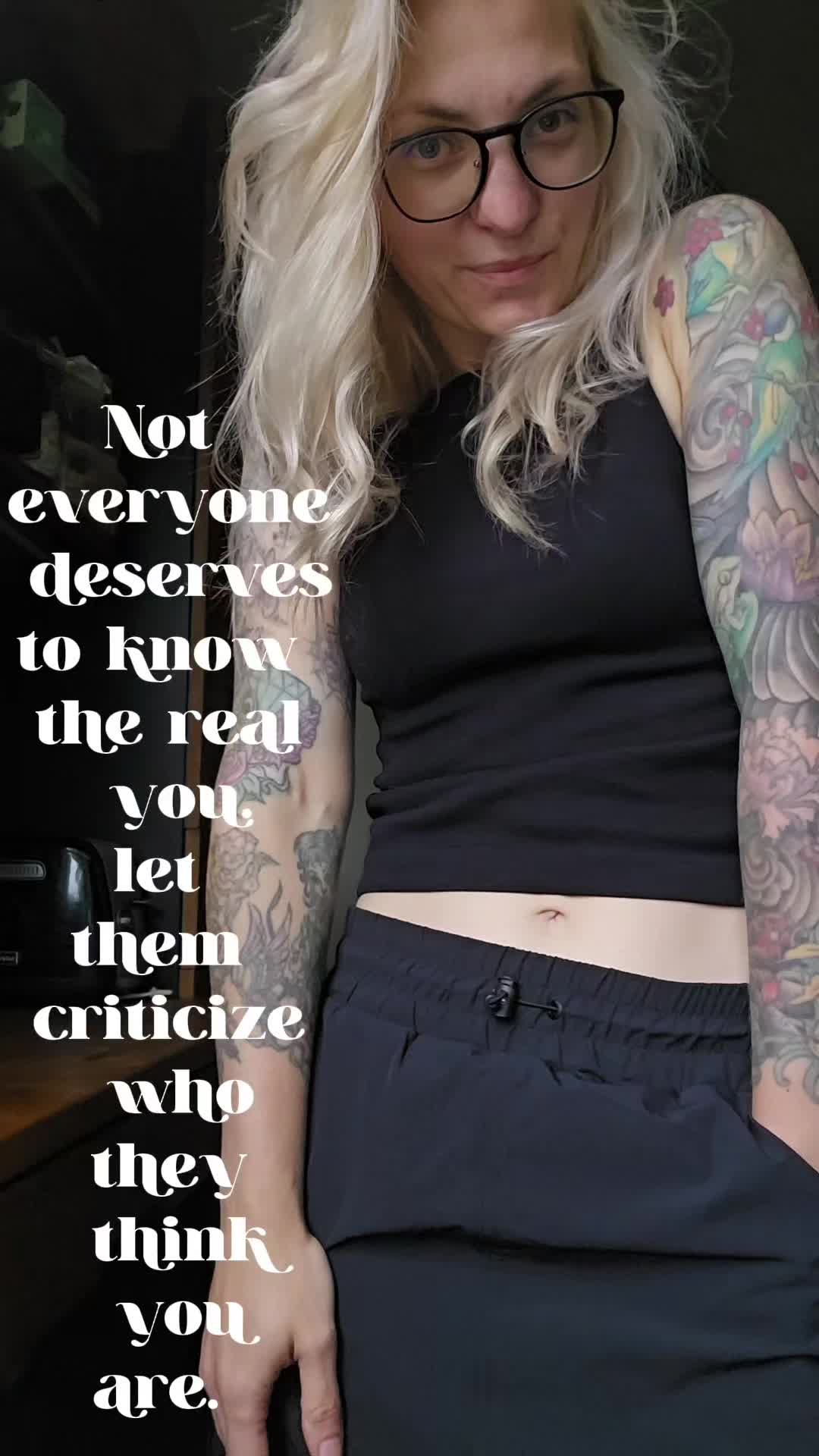 @Marika 🖤