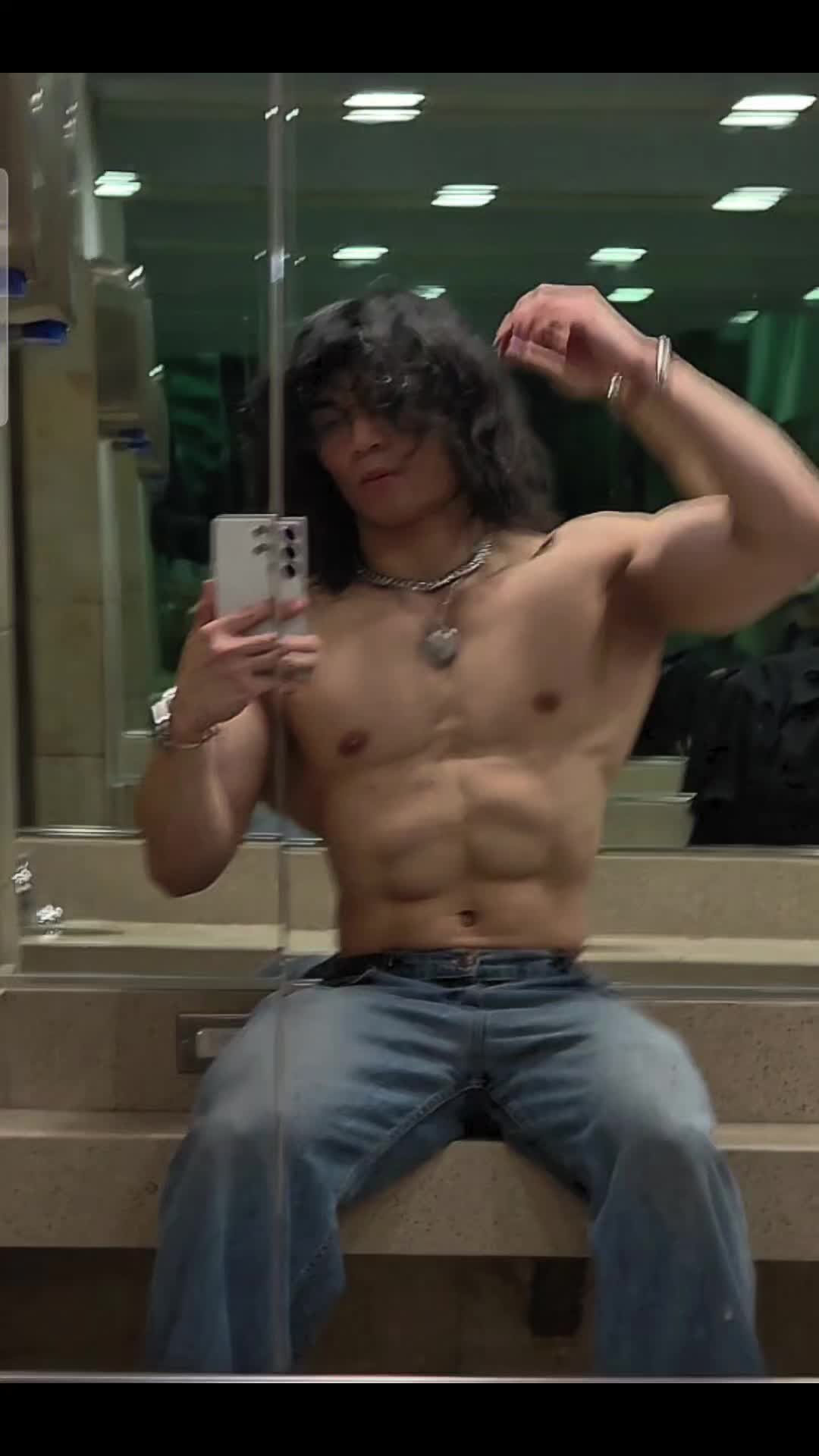 @Cc