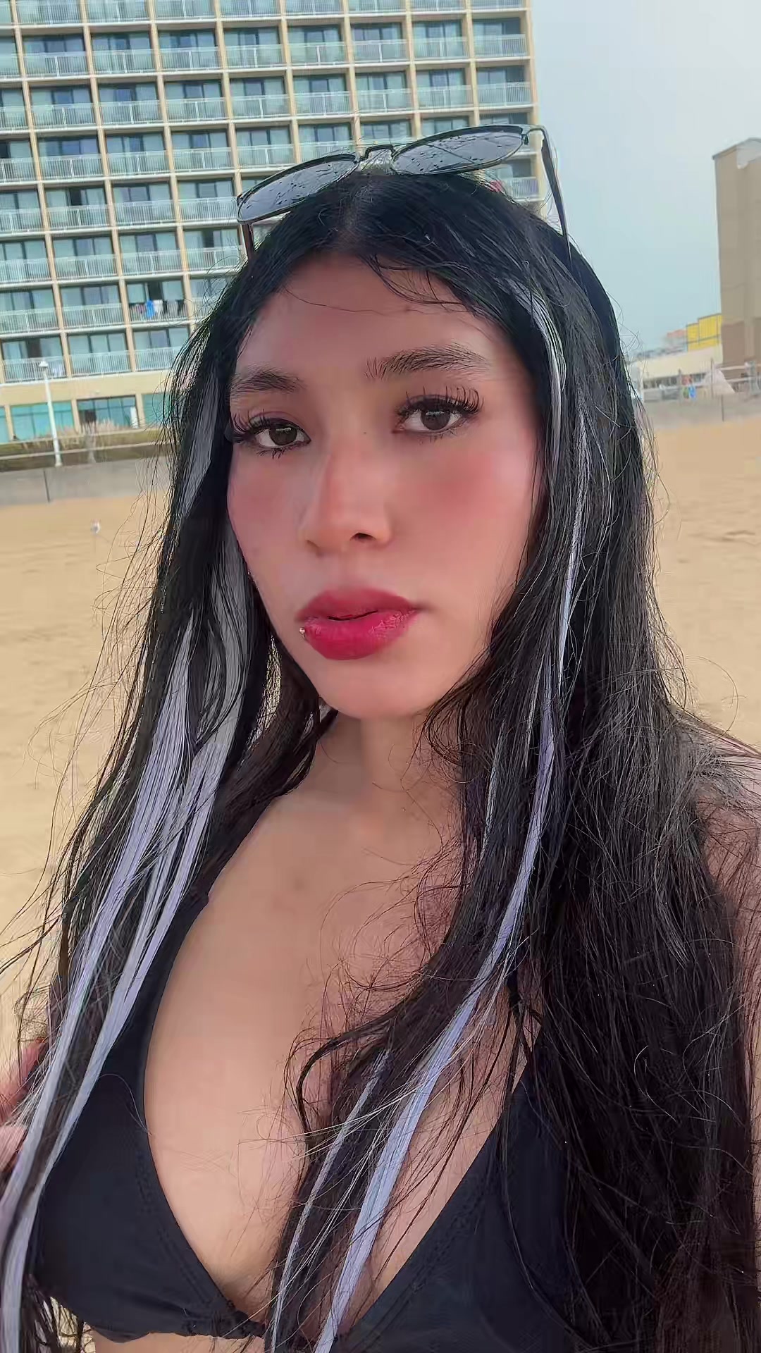 @Lili