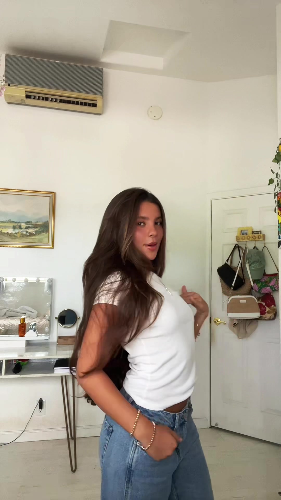 @kimi 🌺🌞🎨