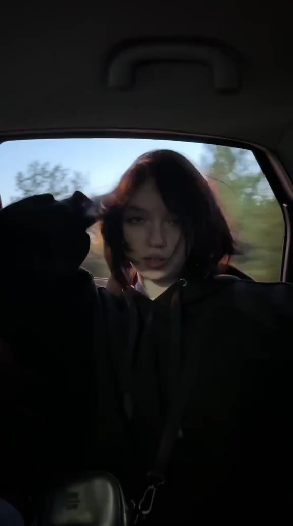 @вика вбибиав