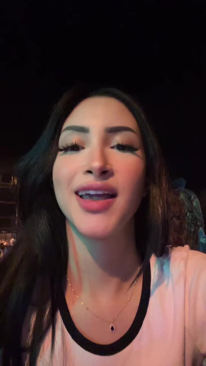 @Zeï🦋