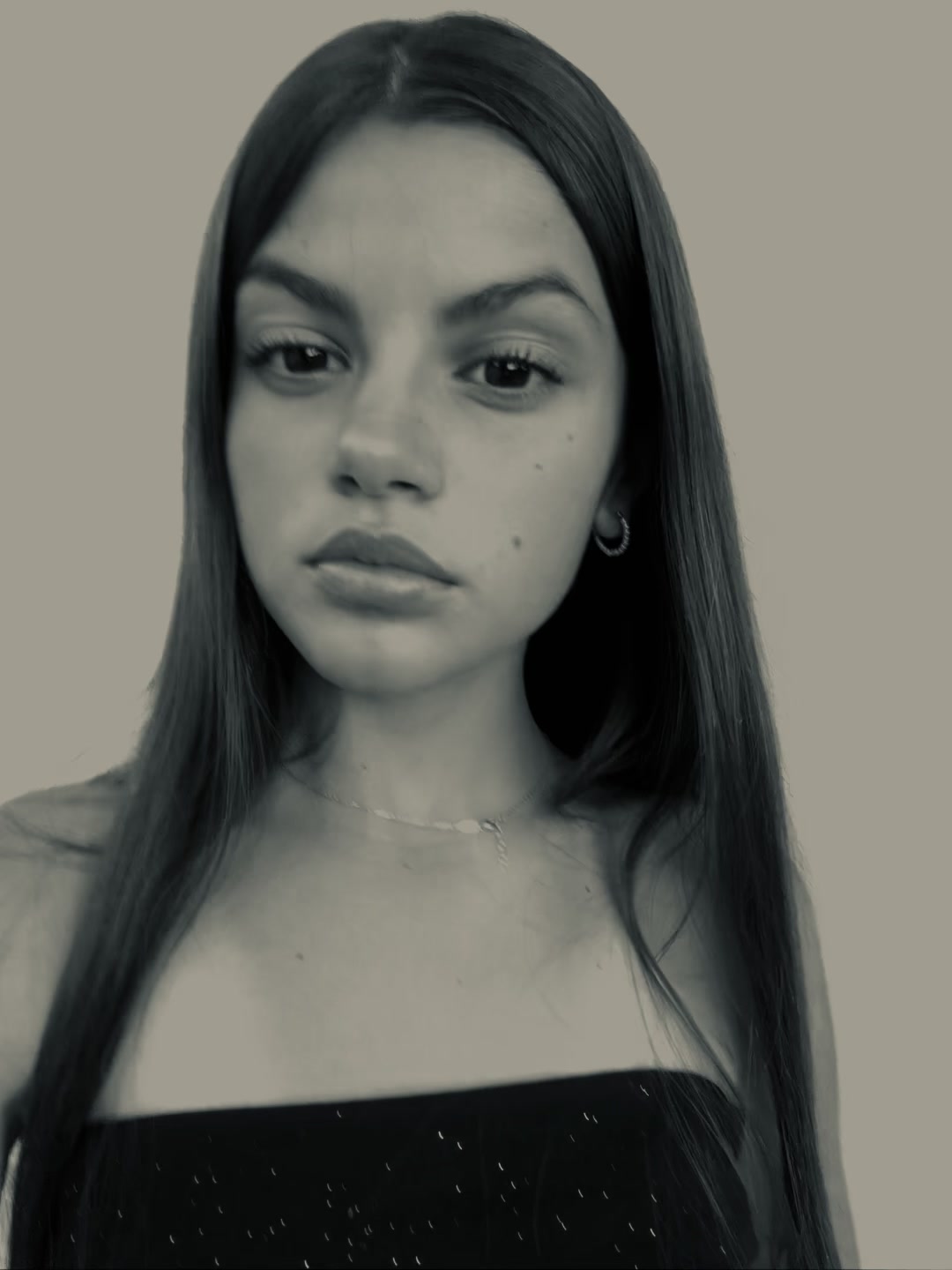 @𝟐𝟐