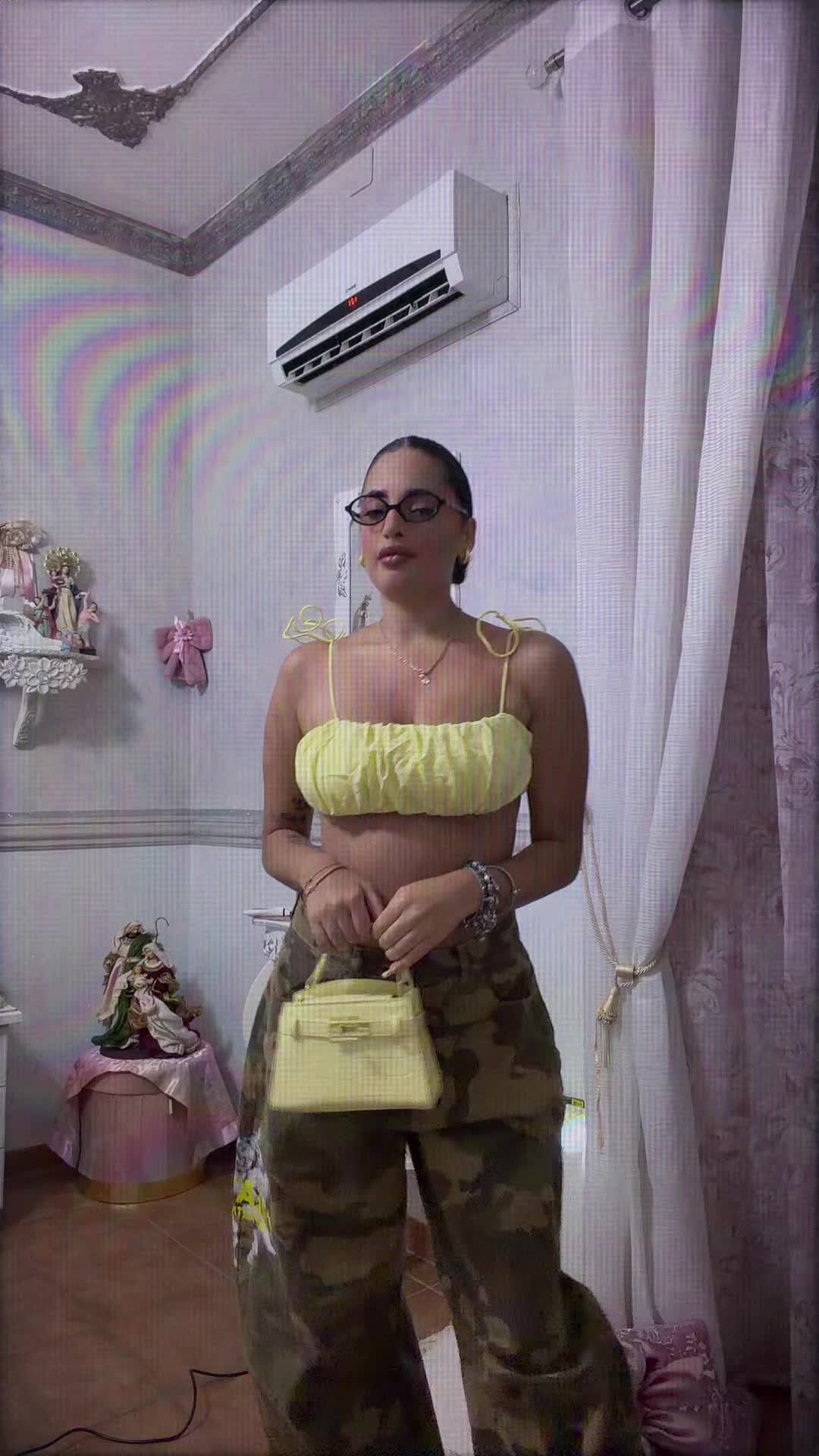 @&bull;CHIARA&bull;