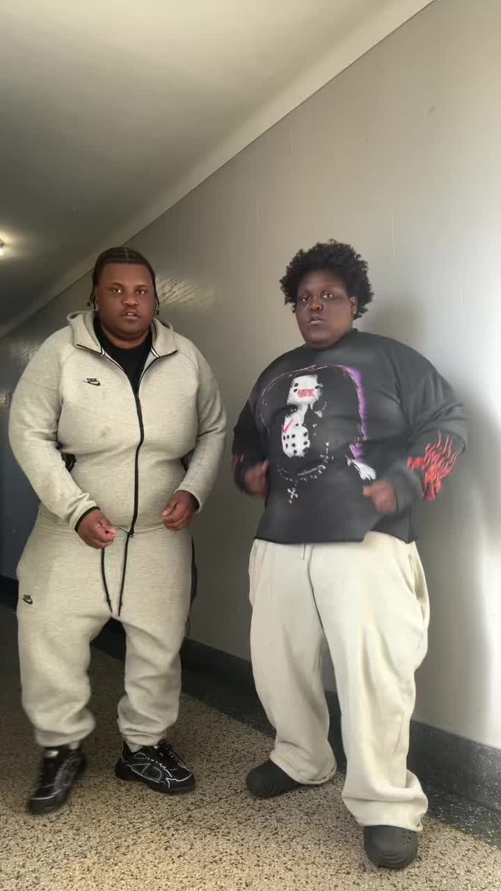 @FamousBiggs