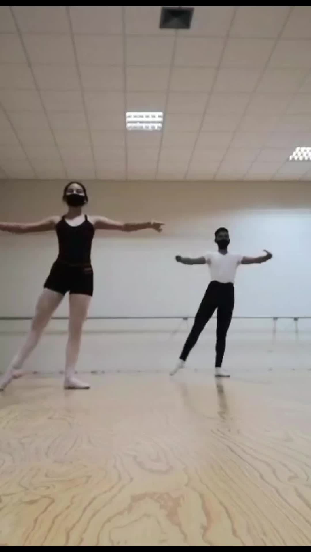 @Fani Escajeda💜