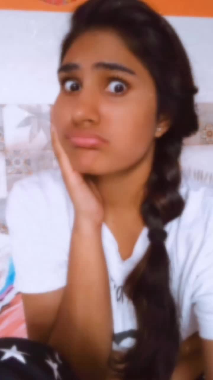 @S H I K H A 🦄