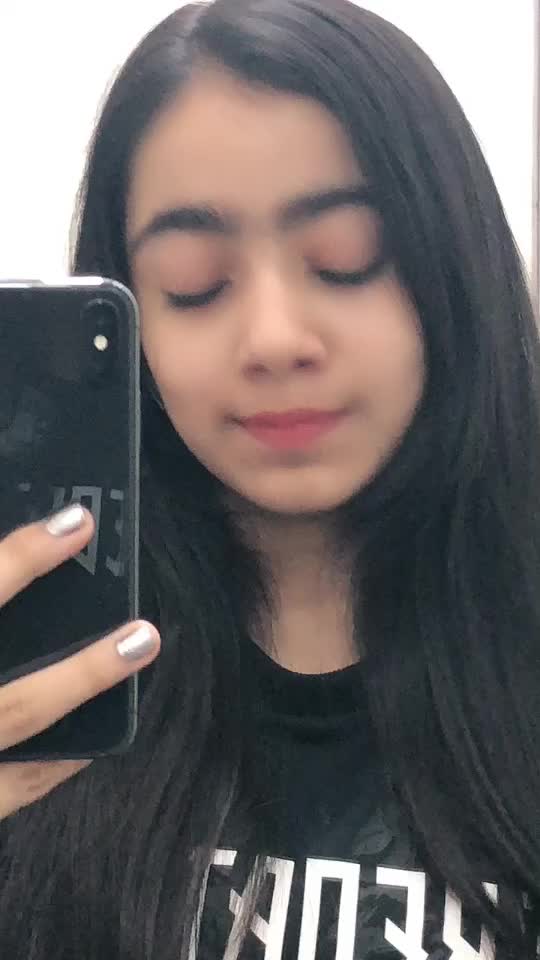 @Saina🧚🏻♀️