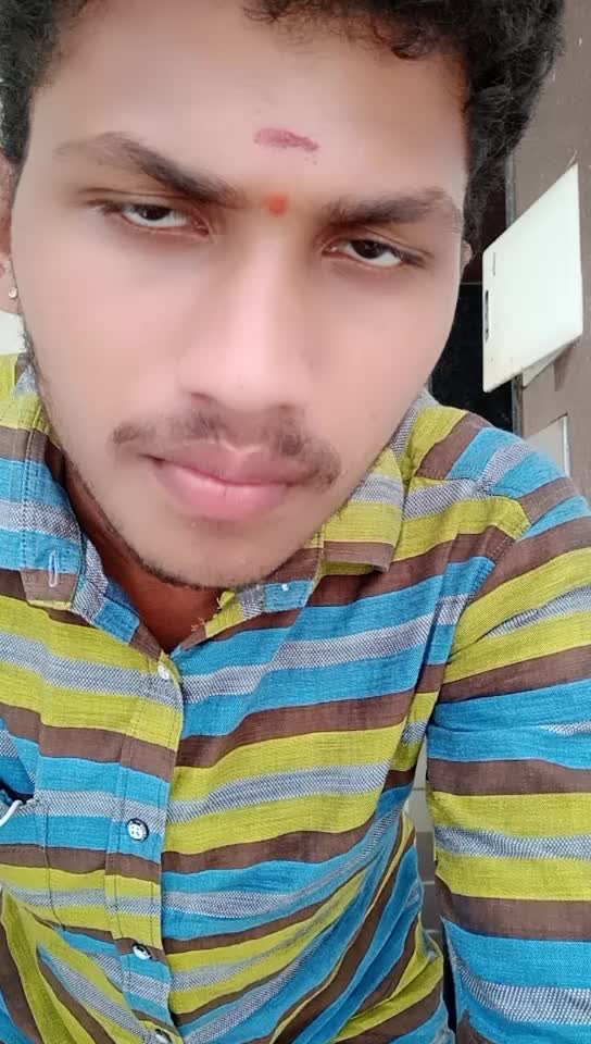 @Gowda gari abbaii. seshu tarak