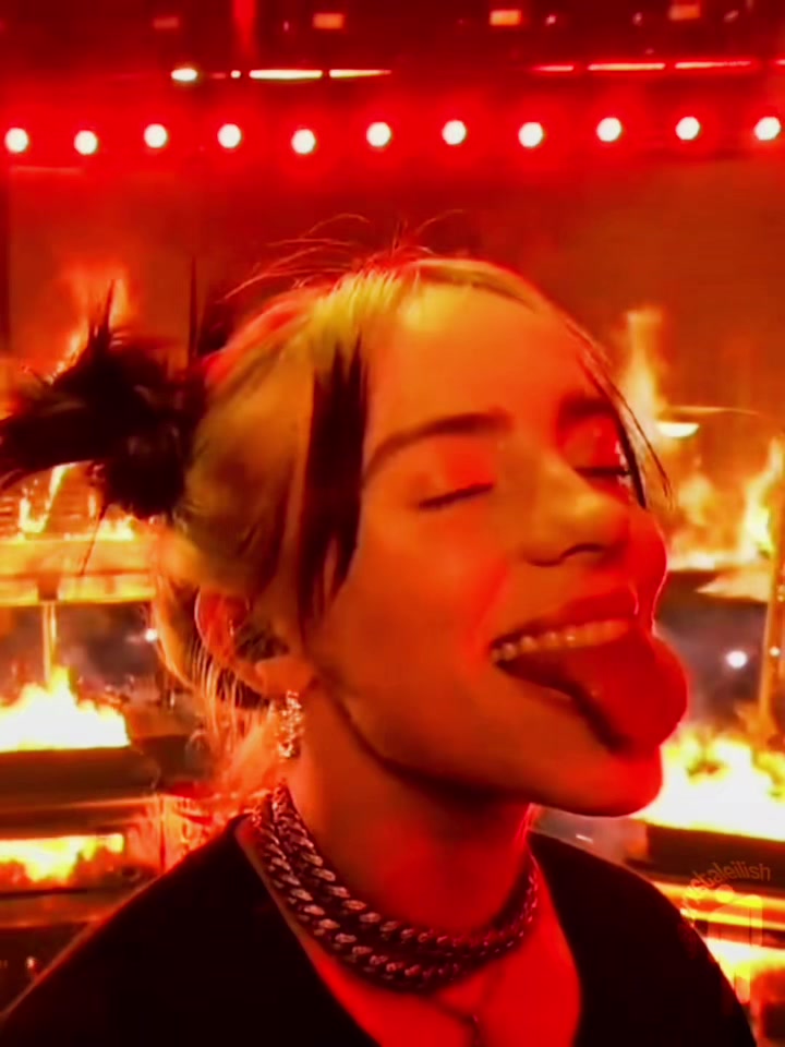 @𝖈𝖍𝖆𝖗𝖑𝖎𝖊