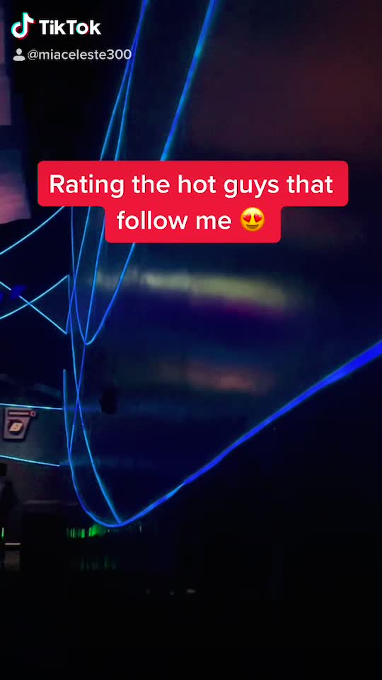 @Mia 🤍