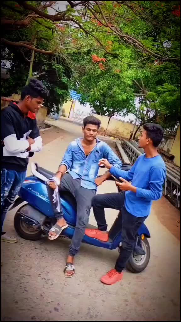 @RX_Prudhvi 💔🤦🏻&zwj;♂️