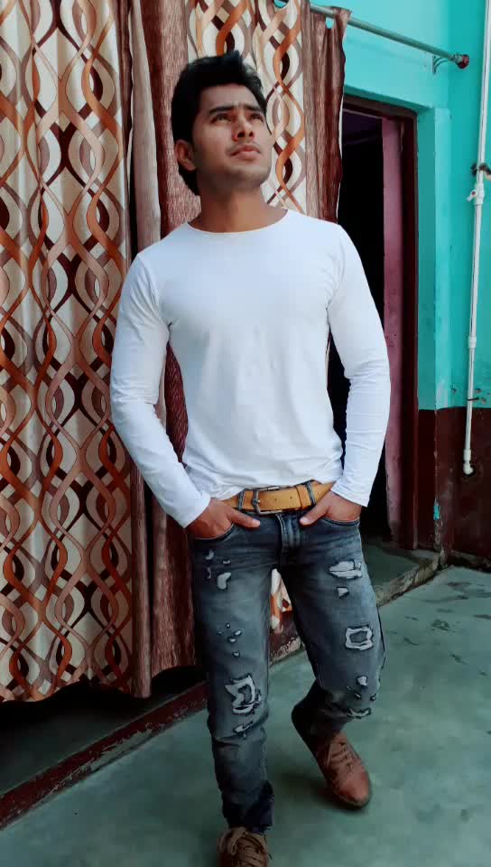 @Iqrar King Khan.....