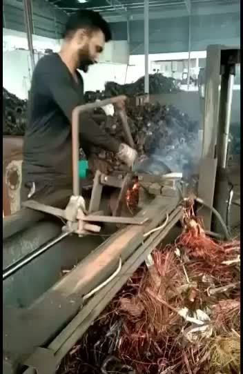 @Its_Gouravpehowa