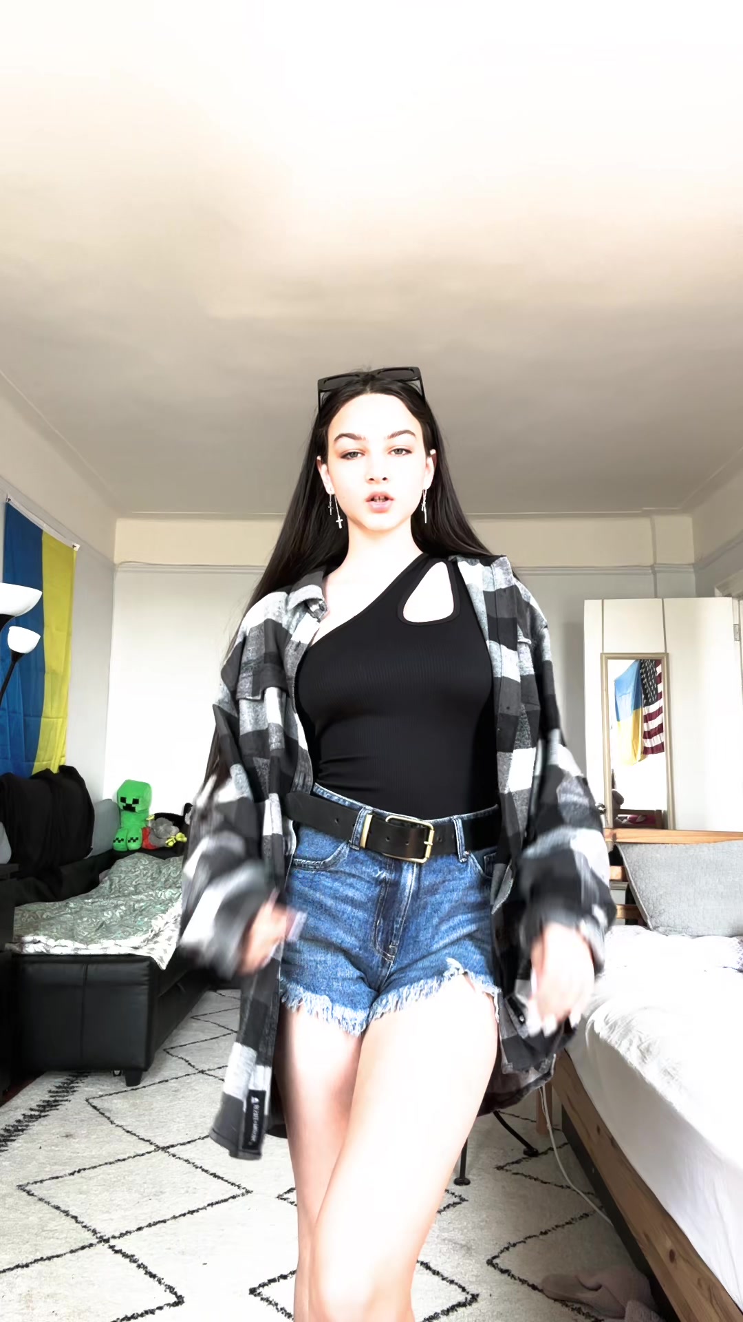 @Ana
