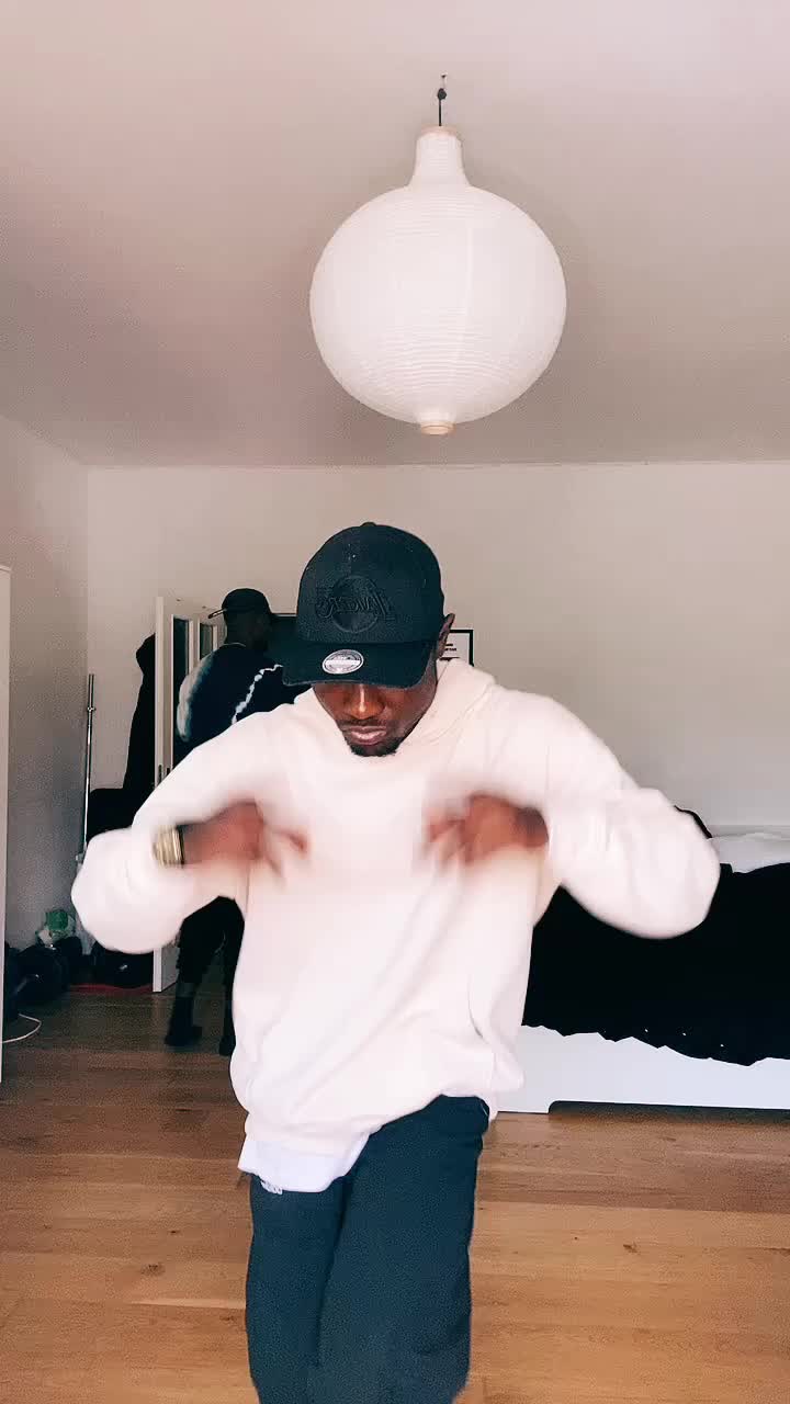 @„CALL ME SÄNG“
