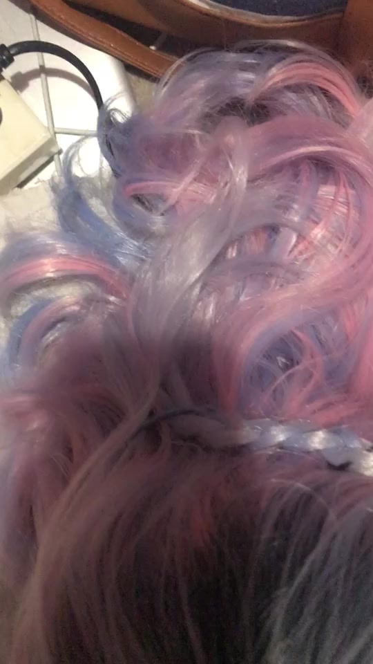 @Fixing wigs