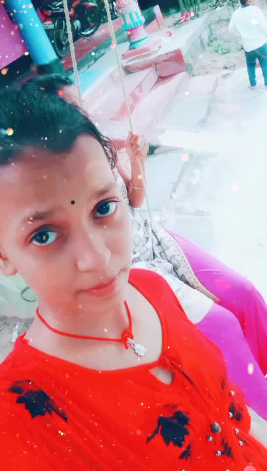 @selfie queen roja🤳