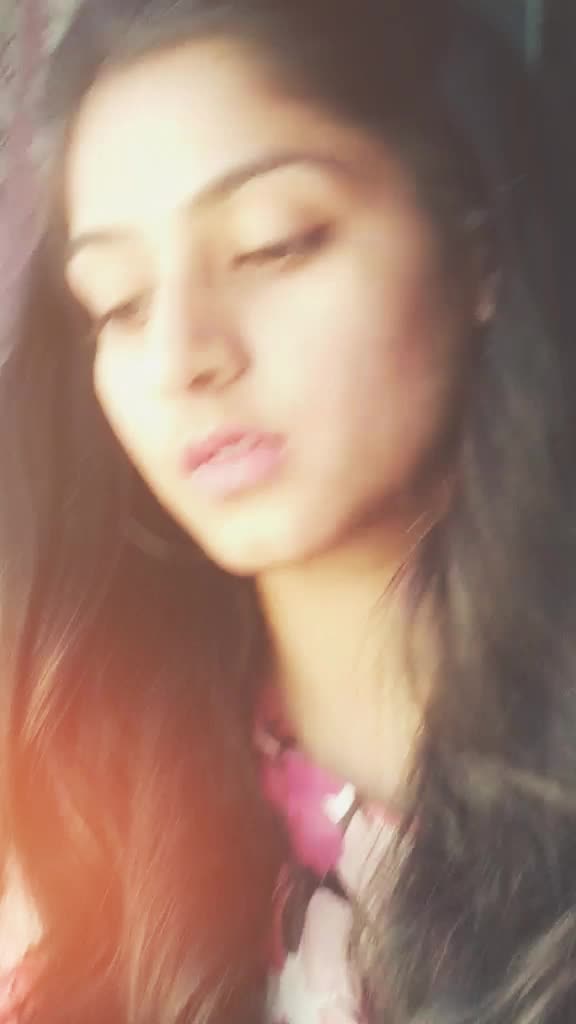 @ms. khandal😘