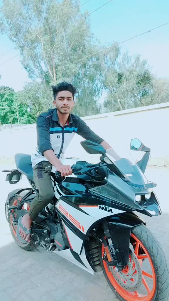 @Kaif KING