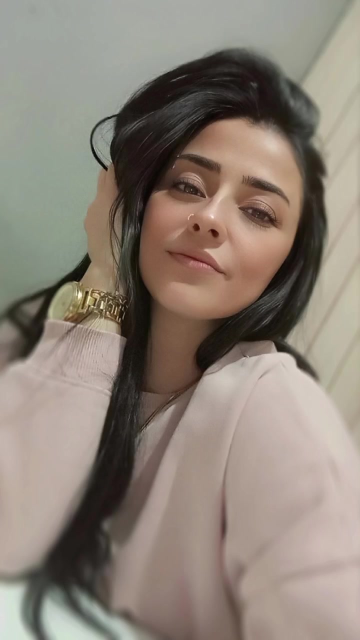 @G&ouml;zde Demir