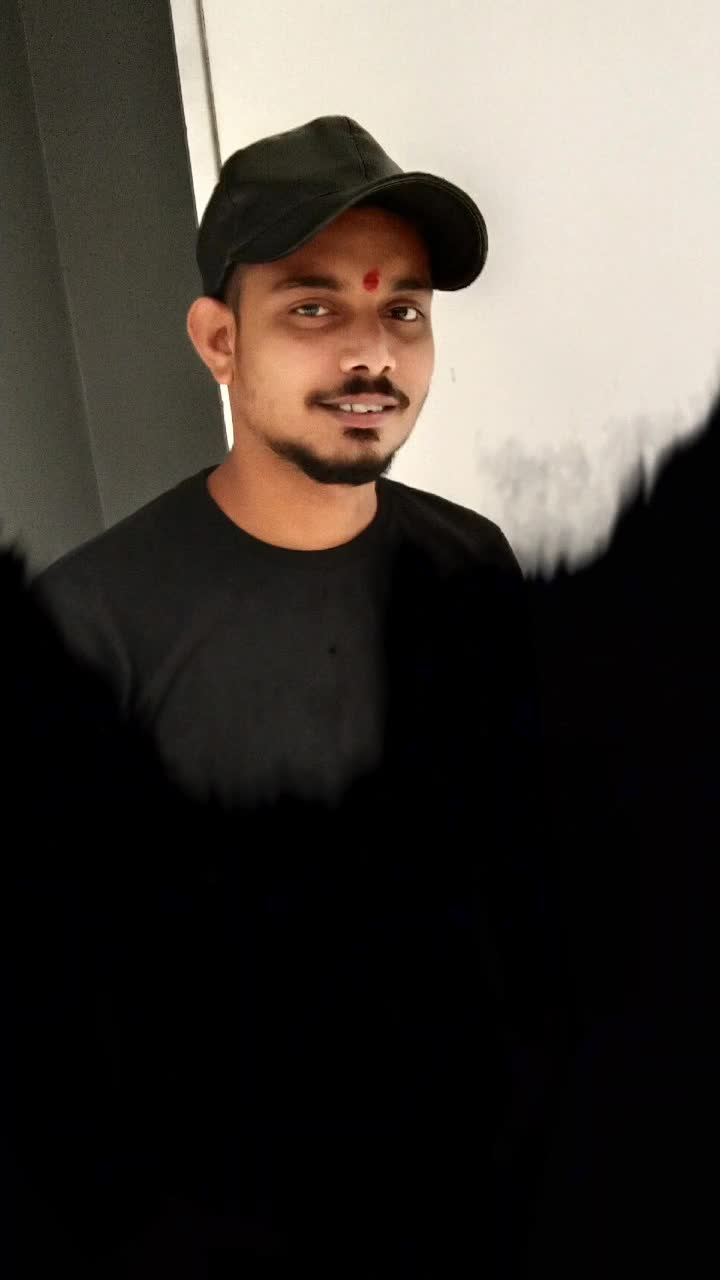 @MR. Avi 😎